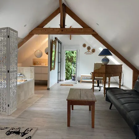 ゲストハウス A 2 De Paris, Loft Romantique De 55 M2 En Pleine Nature Entre Campagne Et Saint-Philbert-des-Champs